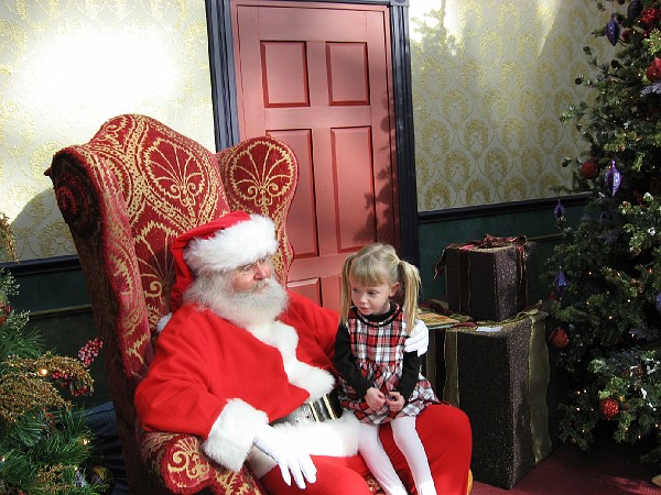 Santa Visit 2006 026.jpg